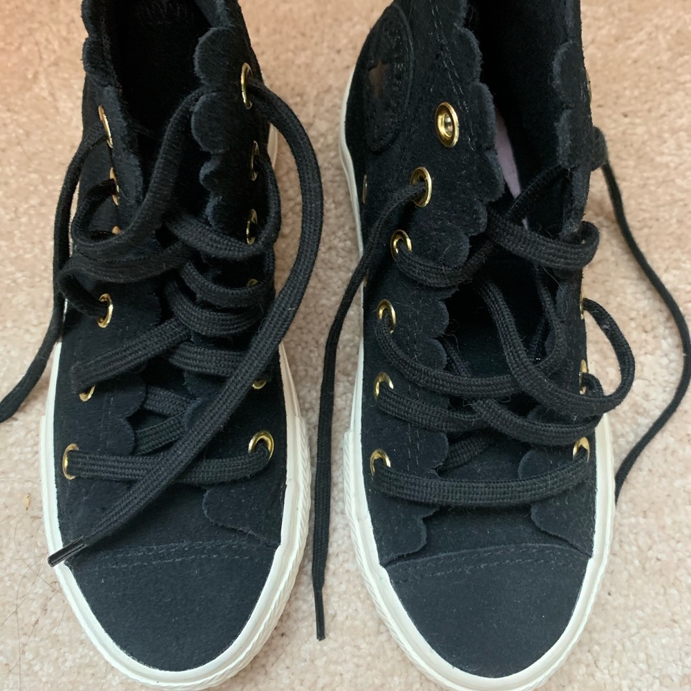 Girls Kids Converse Chuck Taylor Frilly Thrills Suede Hi Tops Black Sz 12
